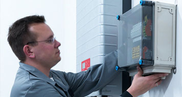 UEberspannungsschutz bei photovoltaikanlagen Teaser