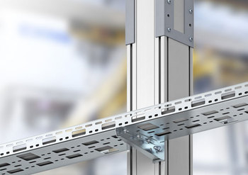 Industriessäule mit Tragsystem für Leitungen