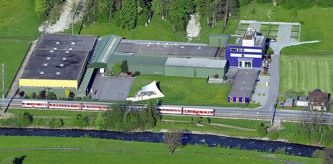 Firmengebäude von OBO Bettermann in der Schweiz